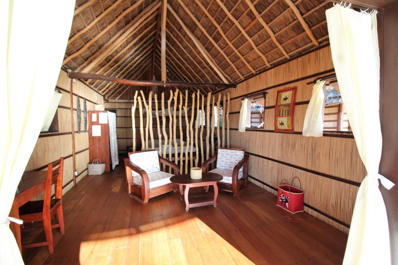 Ecolodge Du Menabe Belo 外观 照片